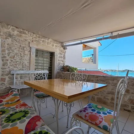 Apartamento House Admiralda Near Center And Luke Murter